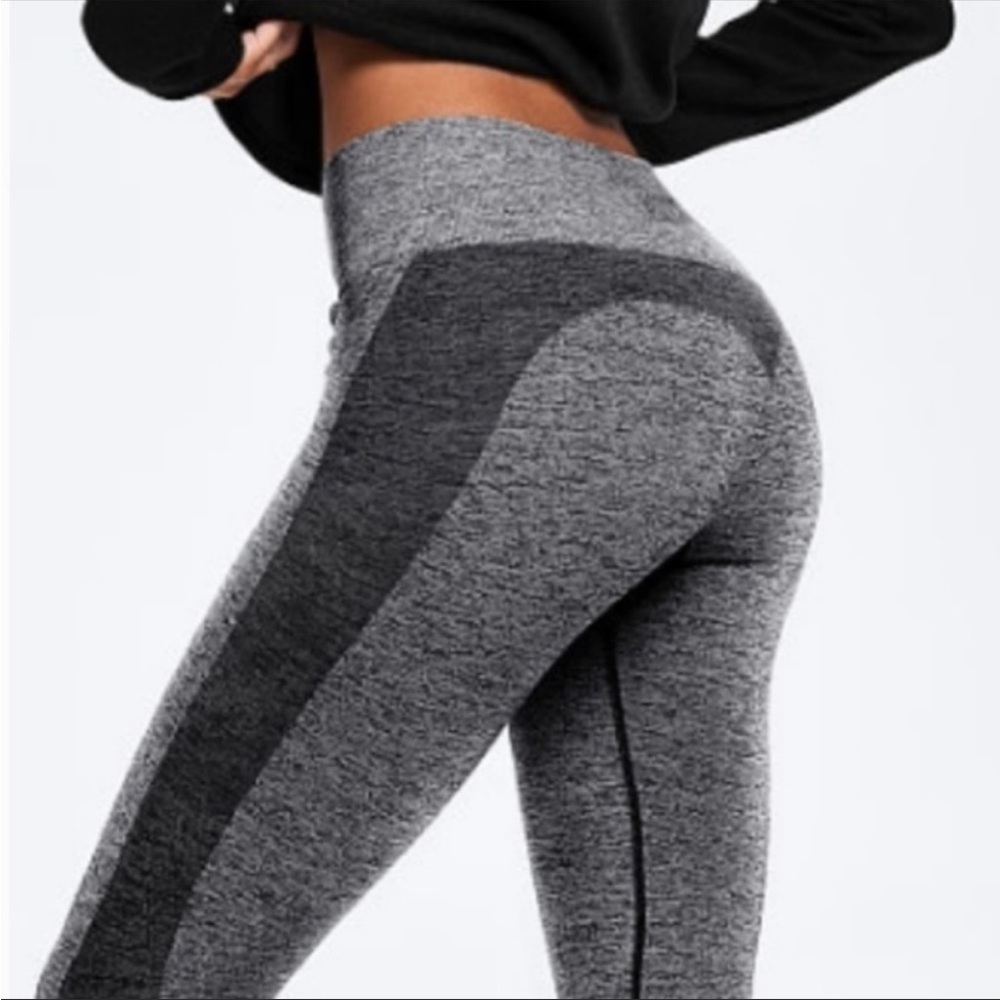 VS PINK gray/black seamless leggings